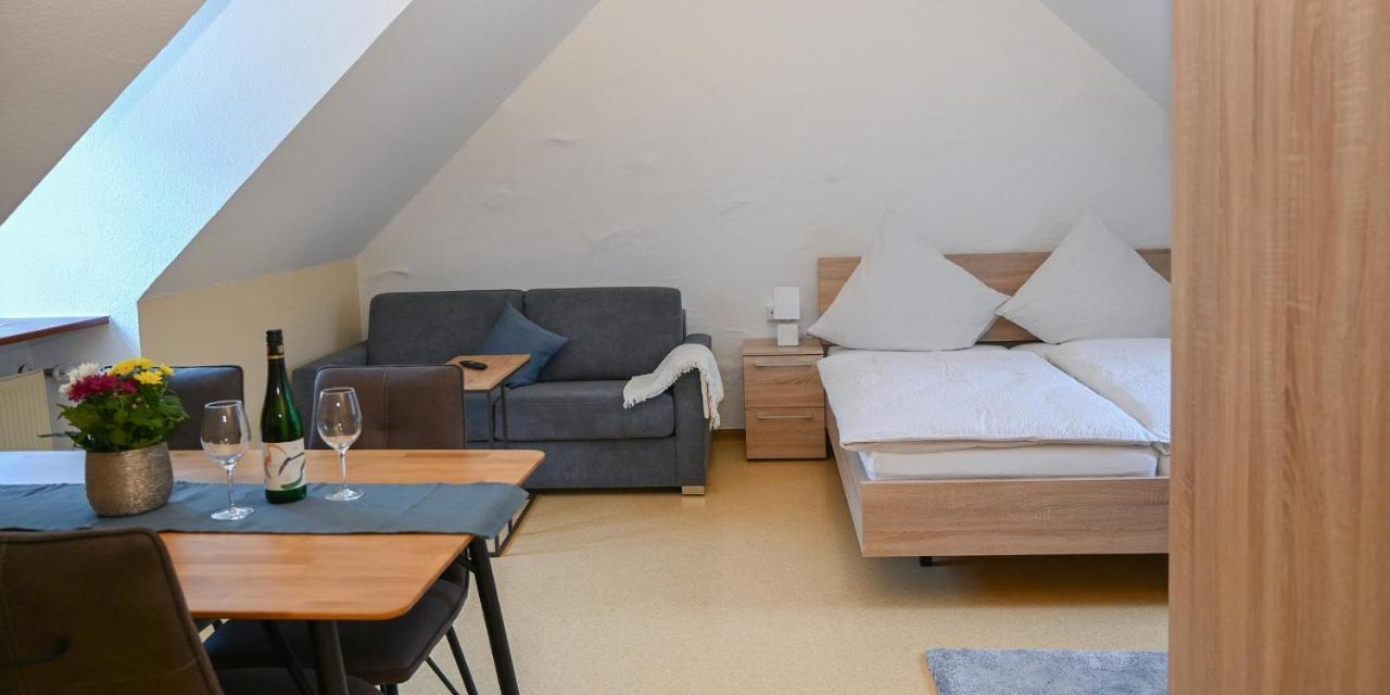 Ferienappartements Intour Ockfen Екстериор снимка